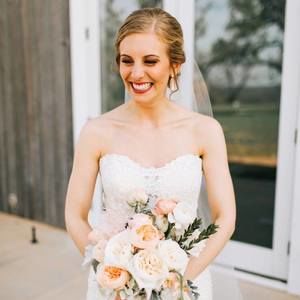 Meet your Posher, Hilary